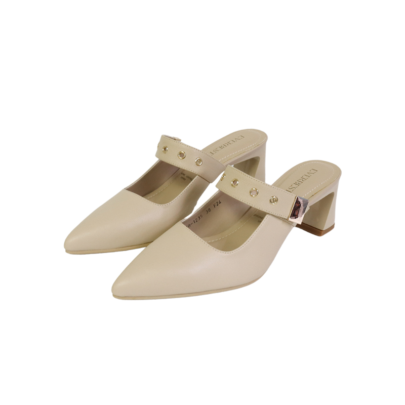 101235 Pointed Toe Slip On Heel