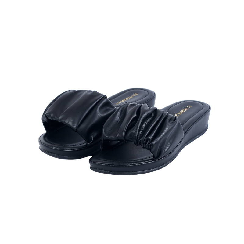 LCS8008 Easy Slip On Sandals