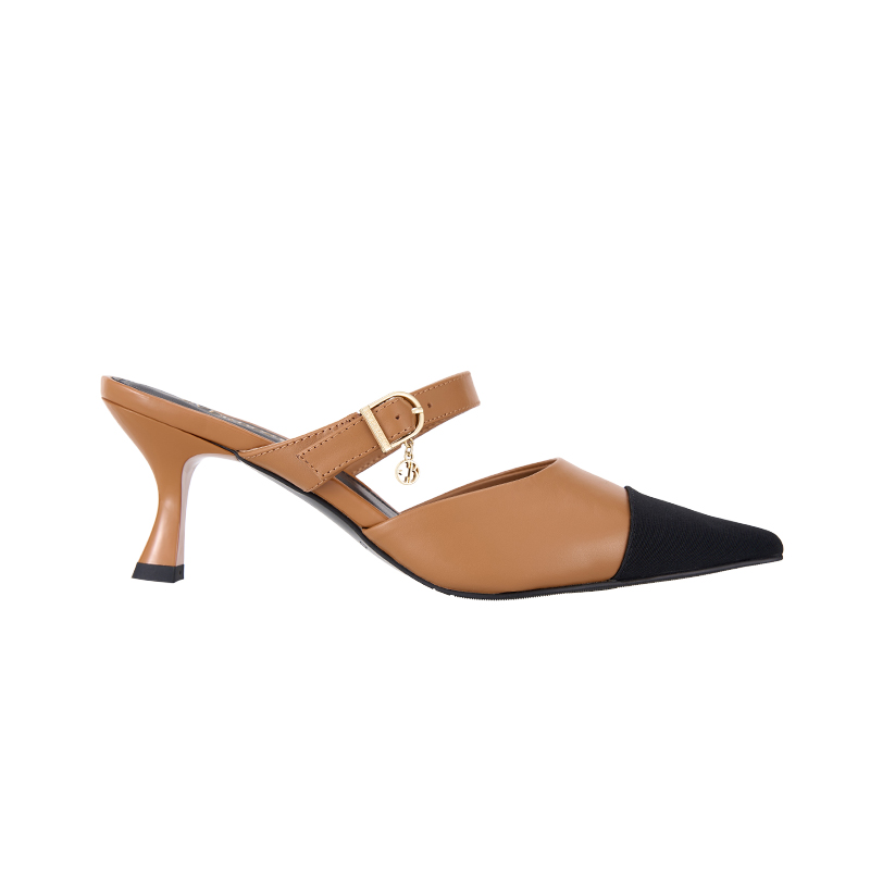 QH8842 - Pointed Toe Kitten Heel