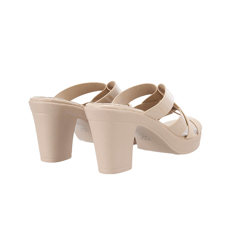 TN2219 Block Heel Slides