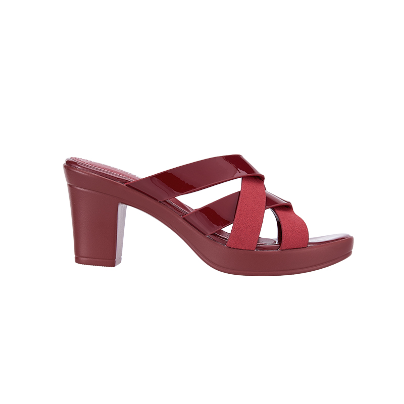 TN2219 Block Heel Slides