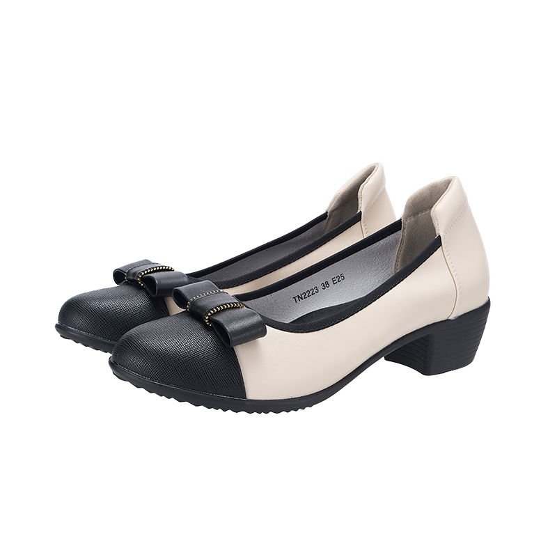 TN2223 Block Heel Pump Shoes