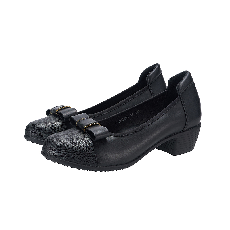 TN2223 Block Heel Pump Shoes