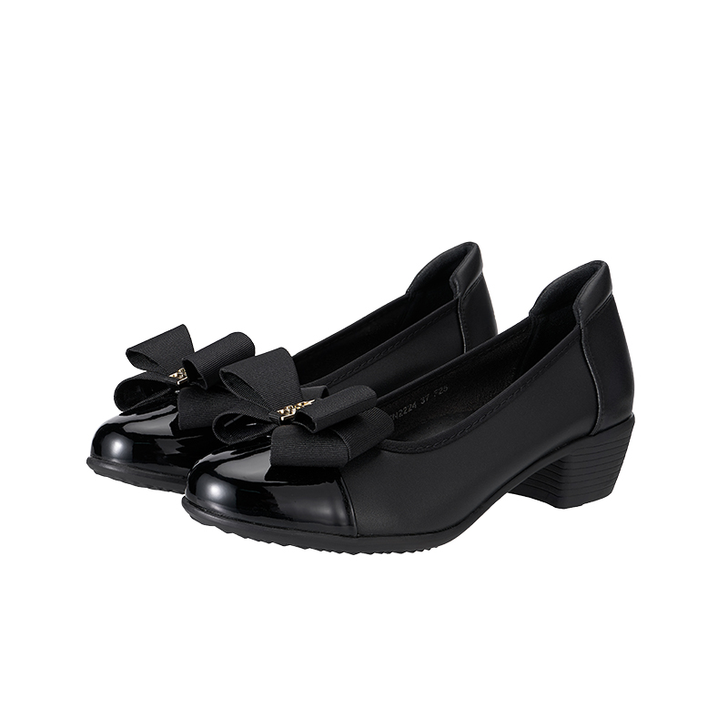TN2224 - Block Heel Pump Shoes